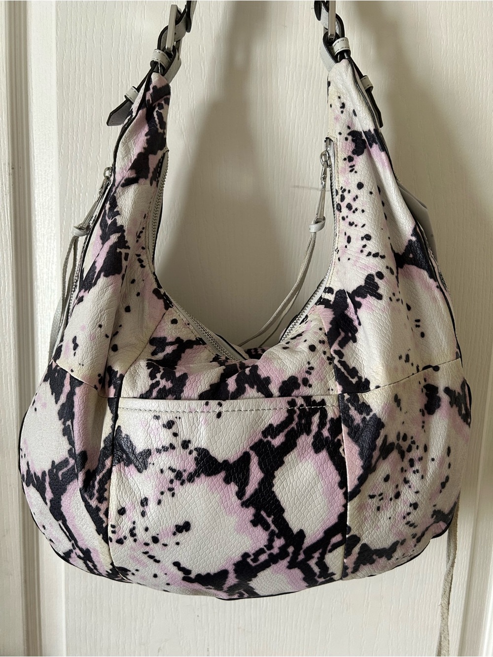 Aimee Kestenberg Lavender White Black Snake Print Hobo Shoulder Bag - Picture 4 of 10